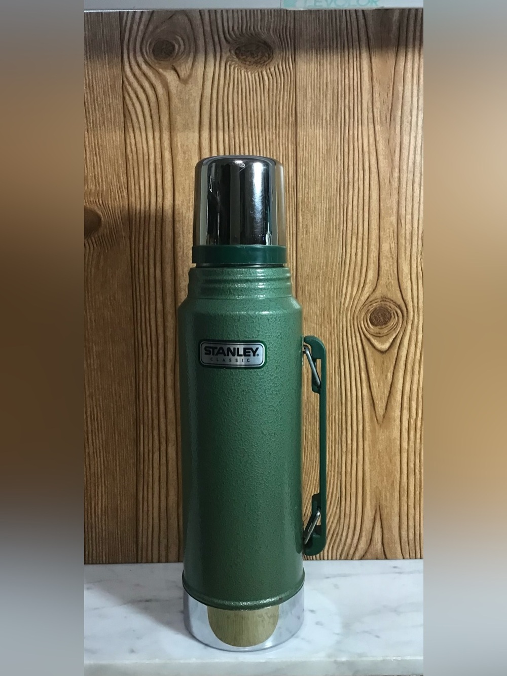 Vintage Stanley Thermos Green Hot or Cold Large Size  lid/cup